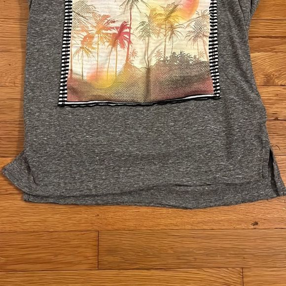 𝅺ART Class palm tree tank • size L • 5/$25 - Picture 6 of 10